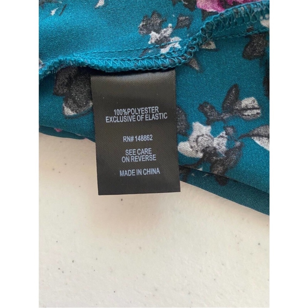 Cold Shoulder Smocked Blouse - Picture 14 of 16